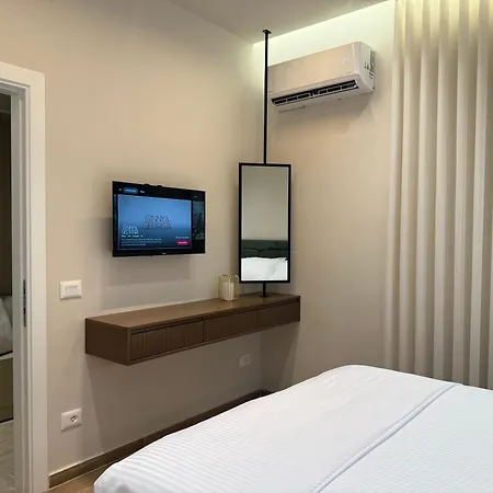דירה Coastal Luxe Retreat