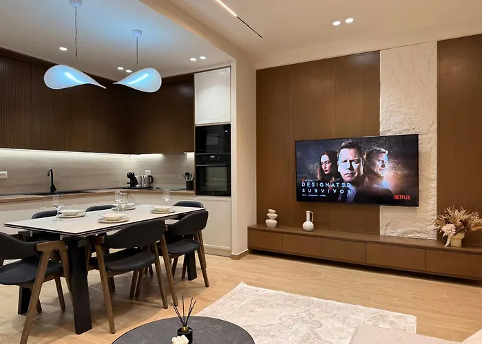 Coastal Luxe Retreat Dıraç