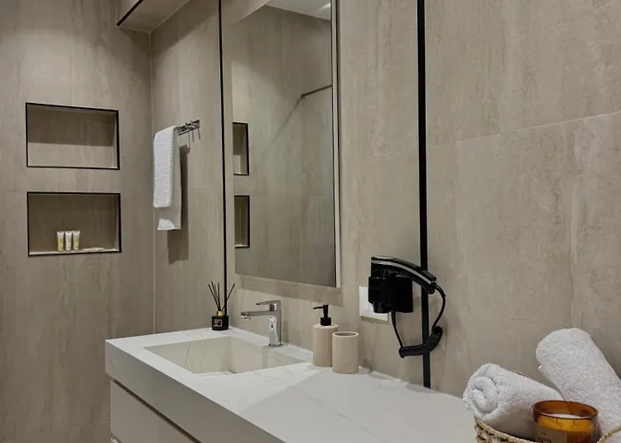 アパート Coastal Luxe Retreat