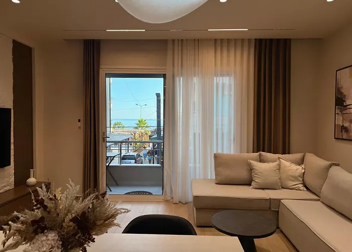 Coastal Luxe Retreat