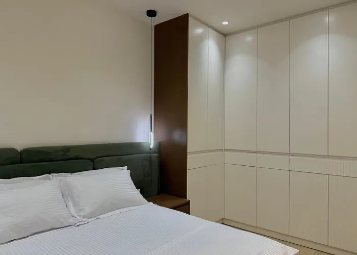 Coastal Luxe Retreat *